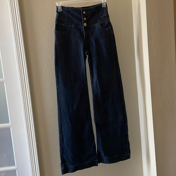 SALE -Apple bottoms Jean bell bottoms - Picture 3 of 10
